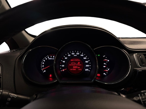 Kia Rio 17 of 18