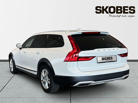 Volvo V90 Cross Country 5 of 5