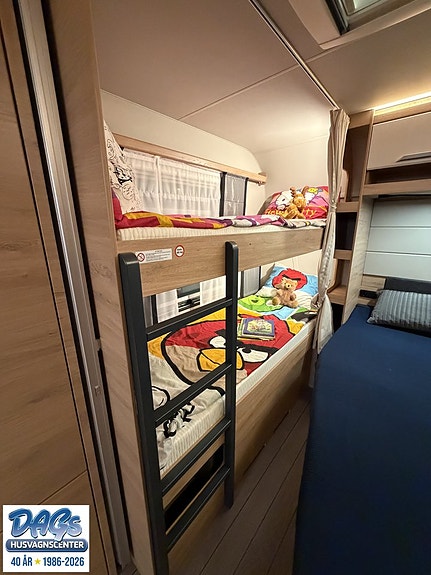 Knaus SÜDWIND 580 UK BLACK SELECTION 16 of 17