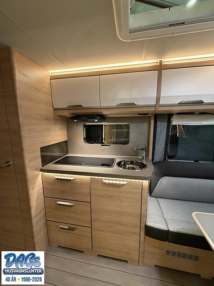Knaus SÜDWIND 580 UK BLACK SELECTION 11 of 17