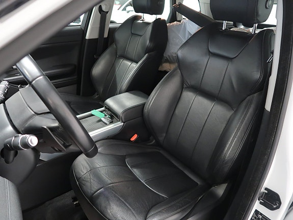 Land Rover Range Rover Evoque 16 of 30