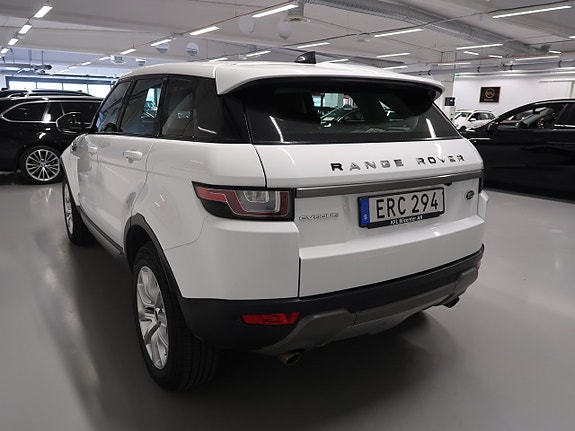 Land Rover Range Rover Evoque 8 of 30