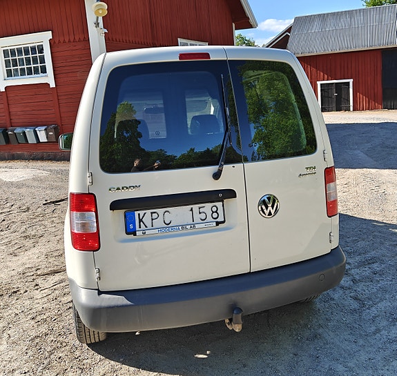 Volkswagen Caddy 4 of 5
