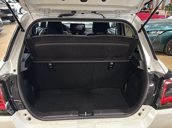 Suzuki Swift 14 of 19
