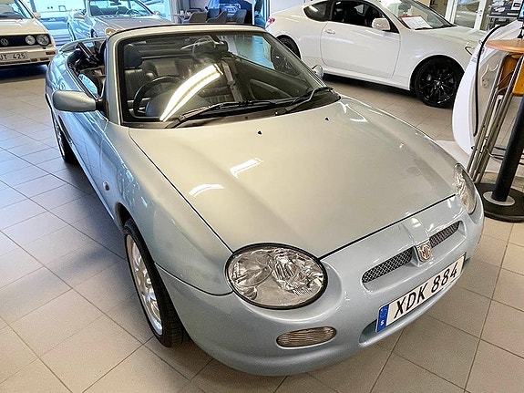 MG F 2 of 5