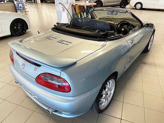 MG F 5 of 5