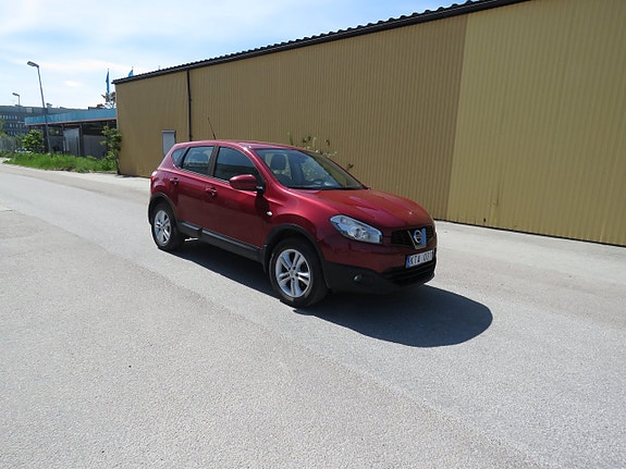 Nissan Qashqai 2 of 5