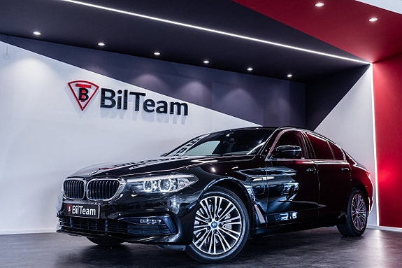 BMW 530e 3 of 5