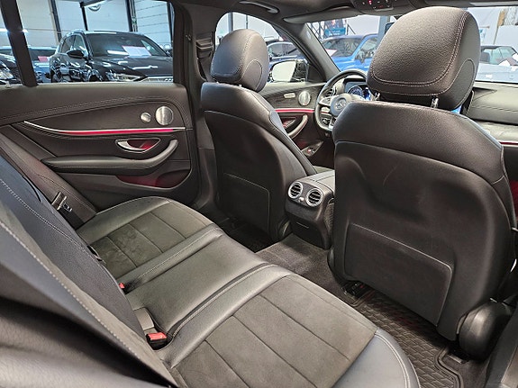 Mercedes-Benz E220 19 of 30