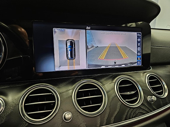 Mercedes-Benz E220 28 of 30