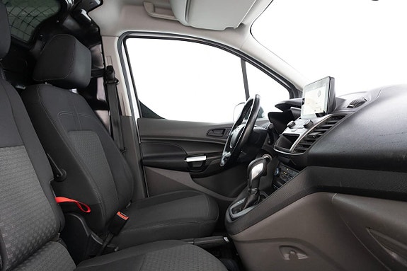 Ford Transit Connect 13 of 19