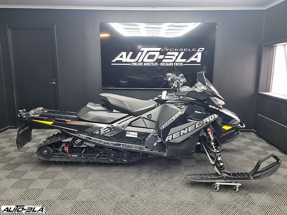 Ski-Doo Renegade X-RS 850 5 of 6