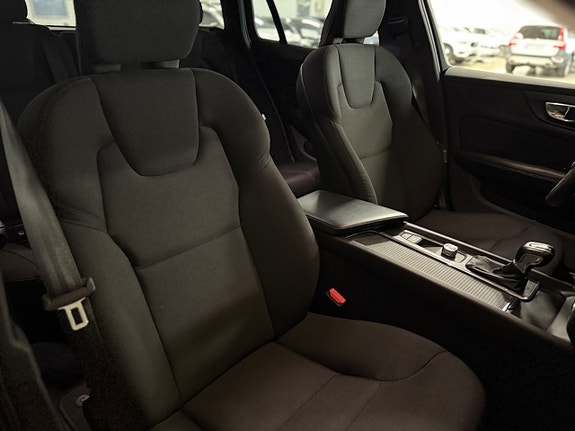Volvo V60 Cross Country 17 of 23