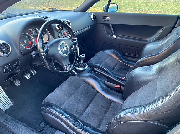 Audi TT 6 of 9