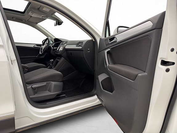 Volkswagen Tiguan 28 of 30