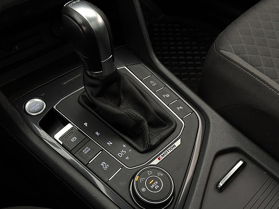 Volkswagen Tiguan 26 of 30