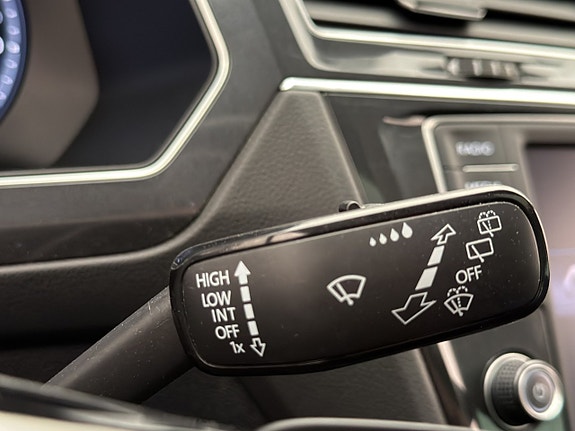 Volkswagen Tiguan 19 of 30
