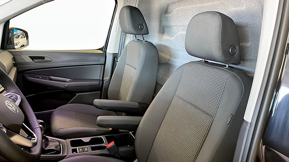Volkswagen Caddy 8 of 12