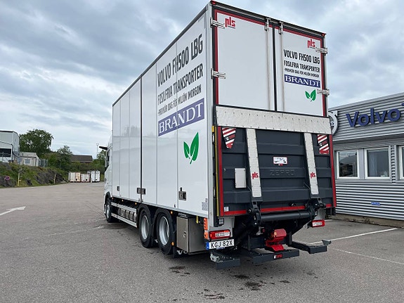 Volvo FH500 LBG skåpbil 3 of 5