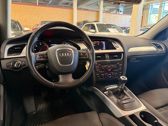 Audi A4 4 of 11