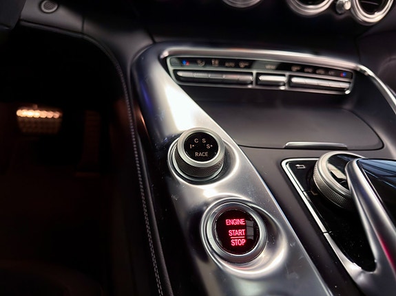 Mercedes-Benz AMG GT S 18 of 20
