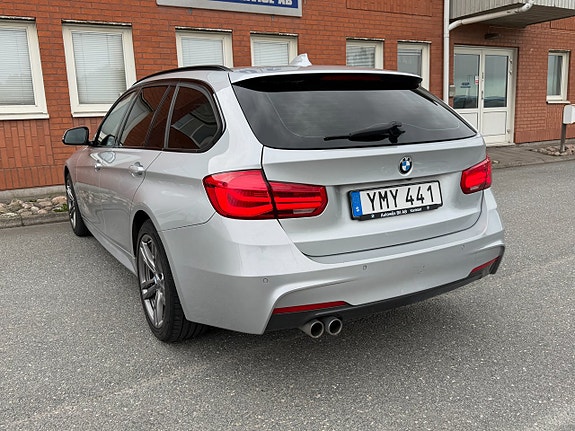 BMW 320d 13 of 17
