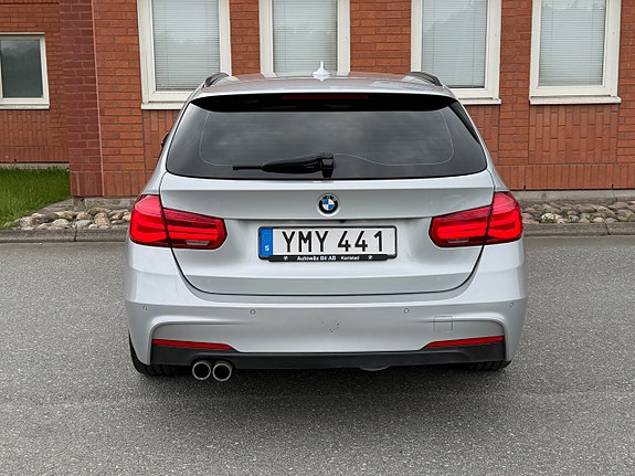 BMW 320d 14 of 17