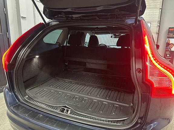 Volvo XC60 17 of 18