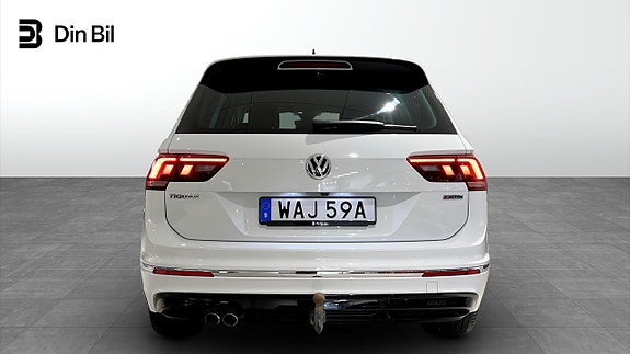 Volkswagen Tiguan 5 of 23
