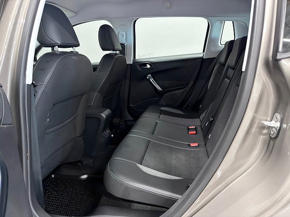 Peugeot 2008 25 of 26