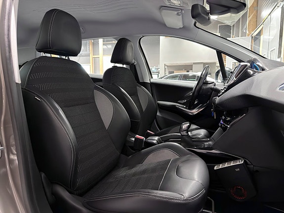 Peugeot 2008 24 of 26