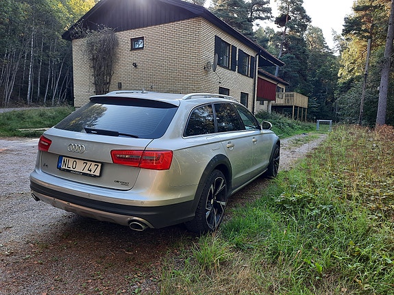 Audi A6 allroad 4 of 5