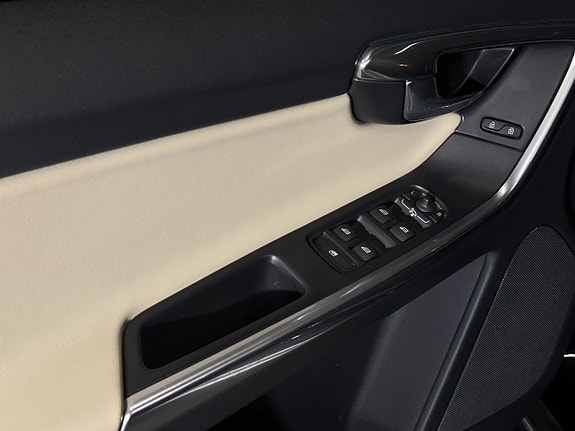 Volvo XC60 28 of 30