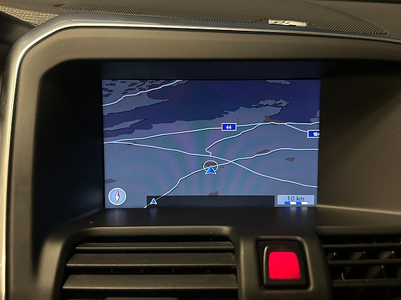 Volvo XC60 25 of 30