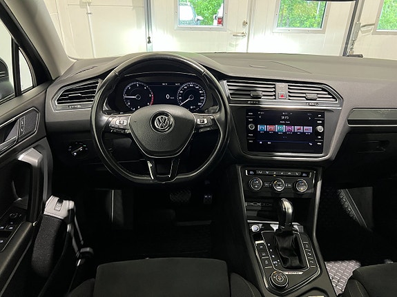 Volkswagen Tiguan Allspace 17 of 25