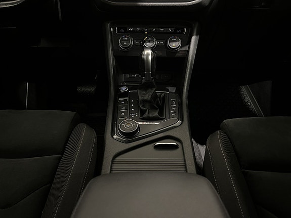 Volkswagen Tiguan Allspace 18 of 25