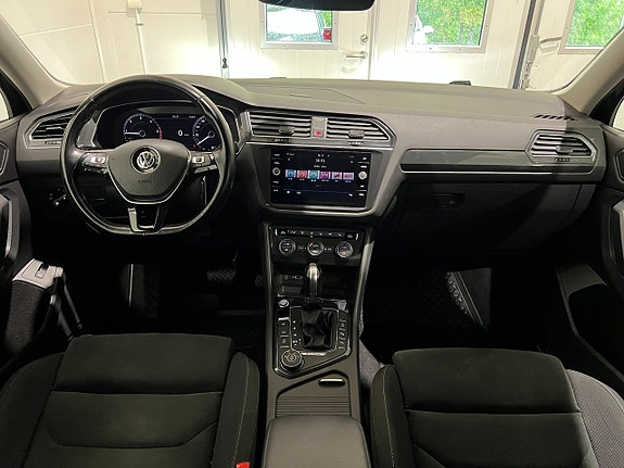 Volkswagen Tiguan Allspace 16 of 25