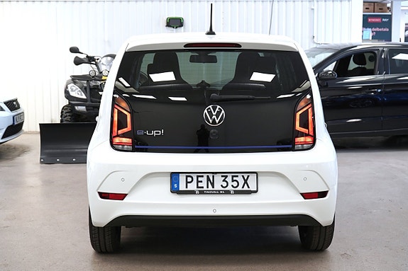 Volkswagen e-Up! 4 of 5