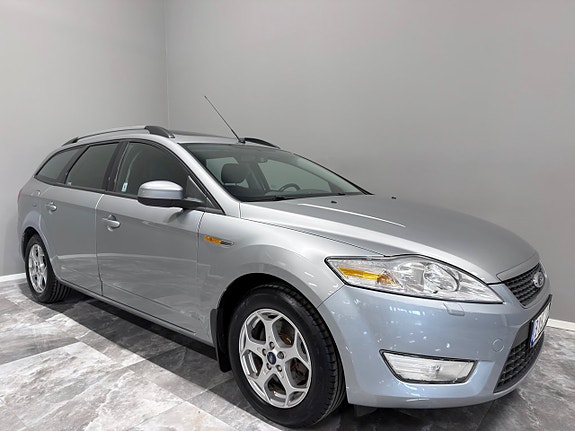 Ford Mondeo 10 of 25