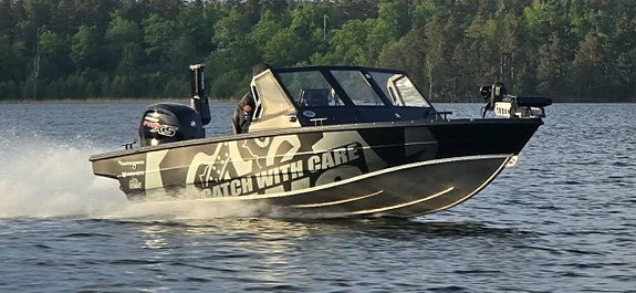 UMS 545 FISHING DC + MERCURY 115HK PRO XS