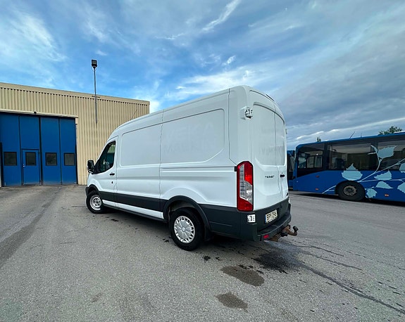 Ford Transit 3 of 5