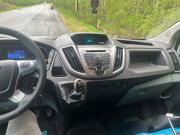 Ford Transit 5 of 5