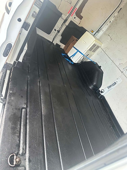 Ford Transit 4 of 5