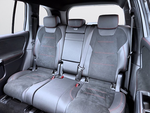 Mercedes-Benz GLB200 d 9 of 19