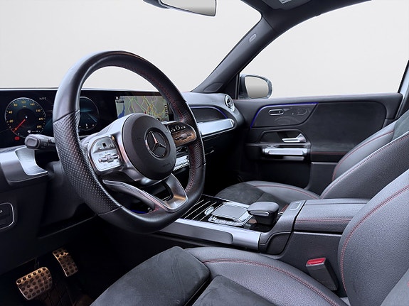 Mercedes-Benz GLB200 d 13 of 19