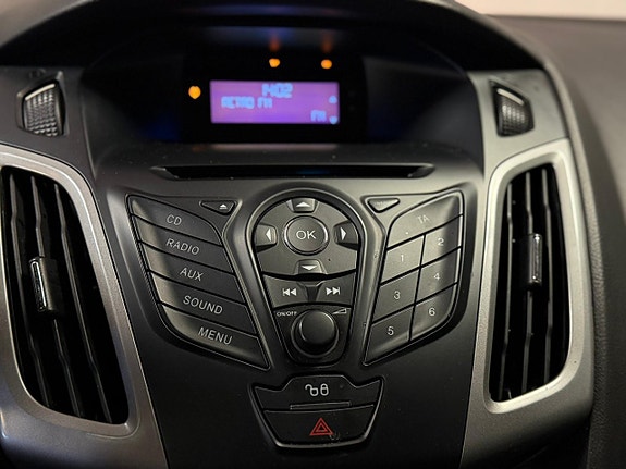 Ford Focus 12 of 18