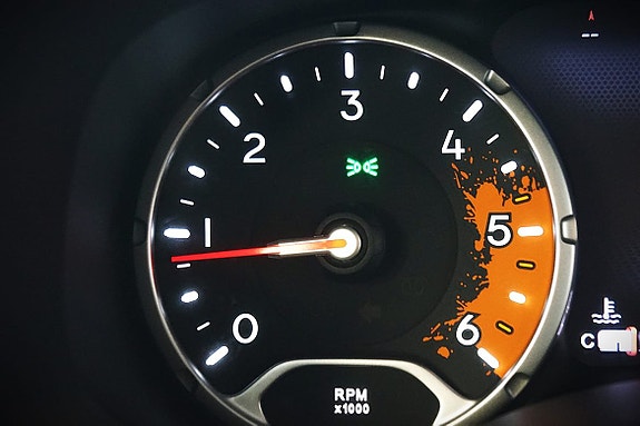 Jeep Renegade 13 of 22