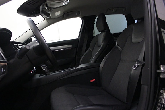 Volvo V90 11 of 21