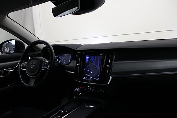 Volvo V90 15 of 21