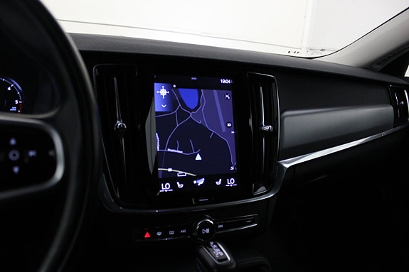 Volvo V90 17 of 21